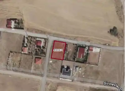 OSMANGAZIDE 600M2 PRESTIJLI KONUMDA KÖŞE VILLA PARSELI