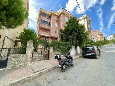 HÜRRIYET MAHALLESINDE KREDIYE UYGUN 112 M2 ARSA PAYLI 3+1 SATILIK DAIRE