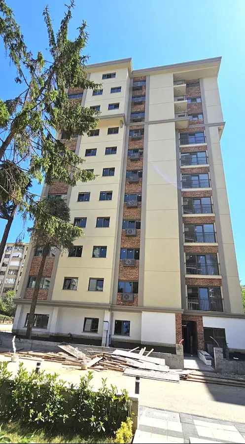 ATATÜRK VE İNÖNÜ CADDESI ARASI ÖN CEPHE ÇIFT BANYO BALKONLU 3+1