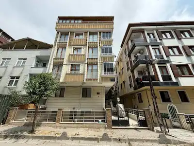 AVCILAR CİHANGİR MAH. METROBÜSE YAKIN 2+1 SATILIK DAİRE