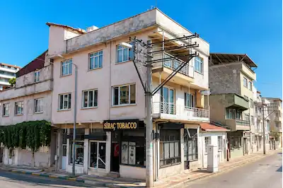 REMAX BEYAZ YILDIRIM SİNANDEDE MAH. SATILIK KOMPLE BİNA