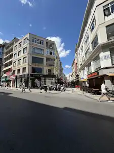 KADIKÖY MERKEZDE DEVREN KİRALIK GÜZELLİK MERKEZİ