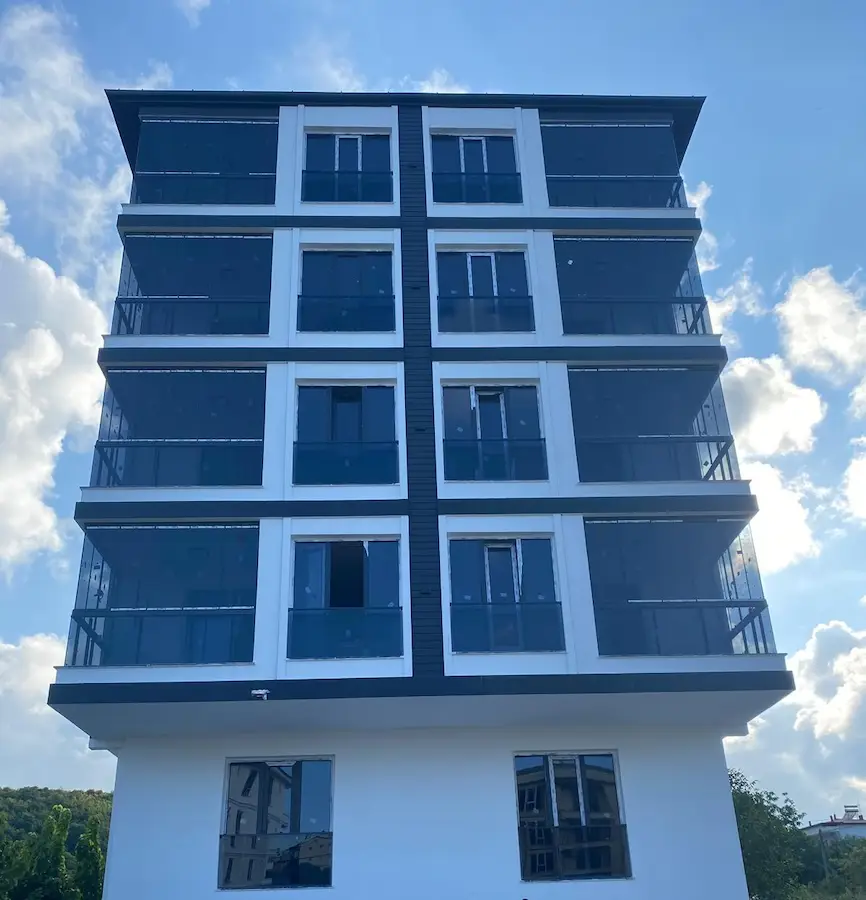 REMAX/ŞEREF PISIL'DAN KLASİK DAİRELERDEN FARKLI 70 M2 ÖZEL 1+1 DAİRE