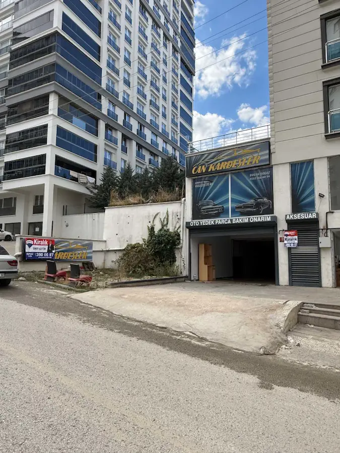 DURALİ ALIÇ’TA 245M² 3 KATLI BAĞIMSIZ SATILIK DÜKKAN