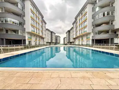 TUZLA ORHANLI’DA FİYAKA 3 SİTESİNDE KİRALIK 2+1 DAİRE