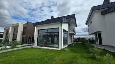 YENİ BAĞLICA’DA NATAMAM LOFT MODERN SATILIK LÜKS VİLLA