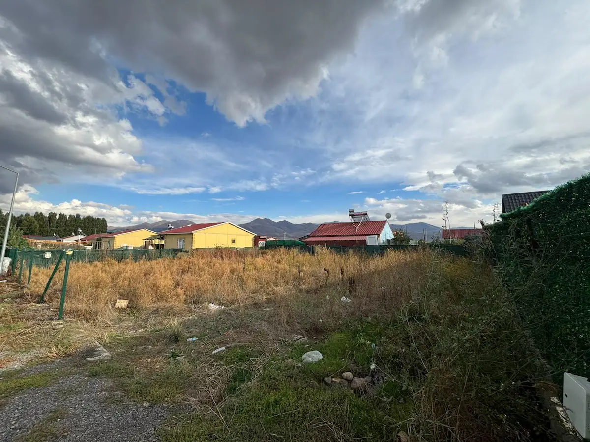 REMAX ARTIS'DEN YARIMCA YOLU ÜZERINDE SATILIK HOBI BAHÇESI