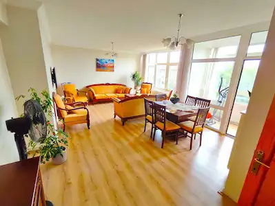 SATILIK 3+1 ASANSÖRLÜ HEM YATIRIMLIK HEM OTURMALIK DAİRE