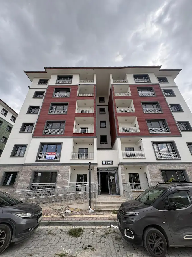REMAX İLKE'DEN ILICA YENİ TOKİ'DE 3+1 KİRALIK DAİRE
