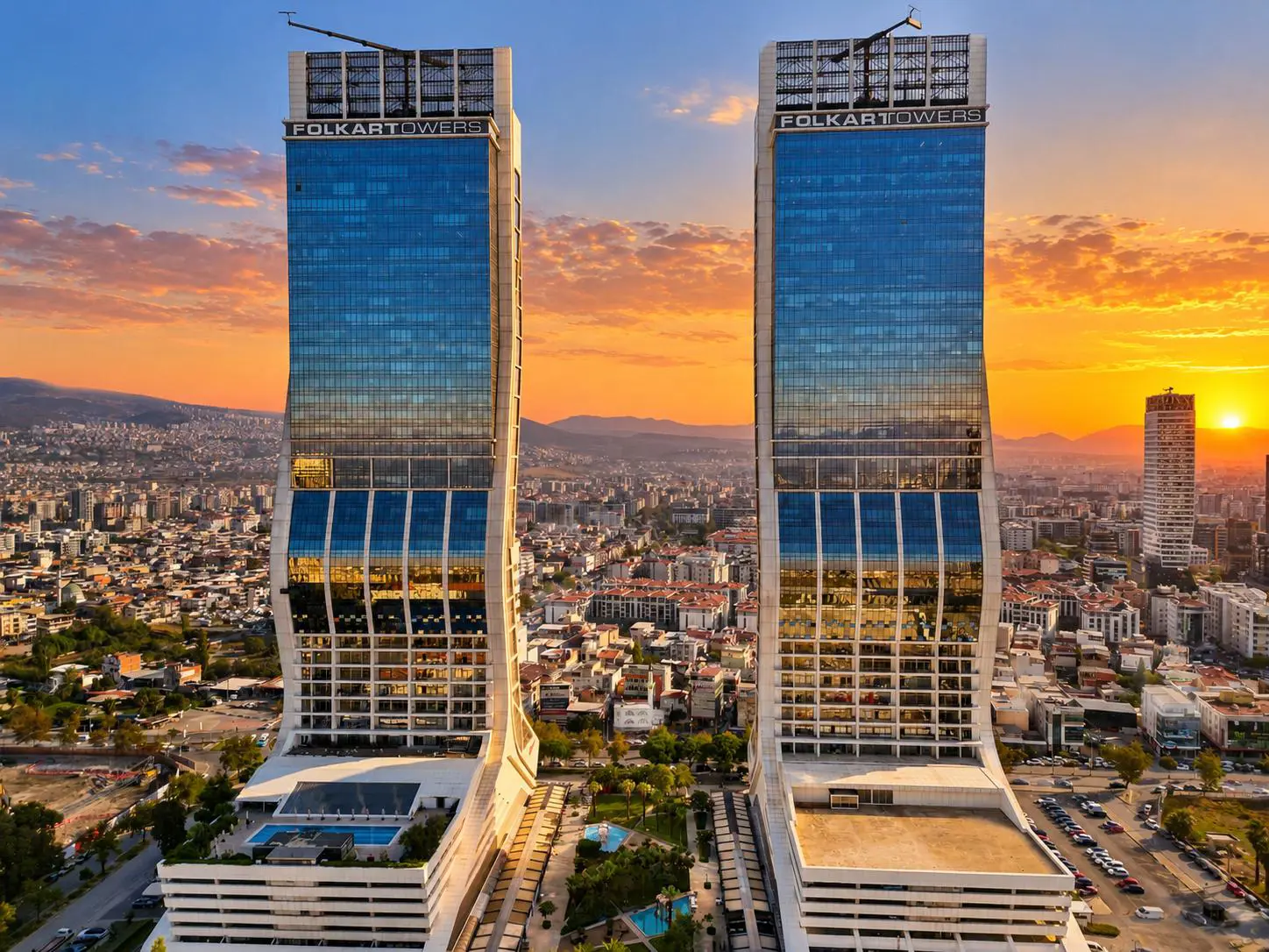 FOLKART TOWERS DENIZ MANZARALI BALKONLU EŞYALI KIRALIK 1+1 DAIRE