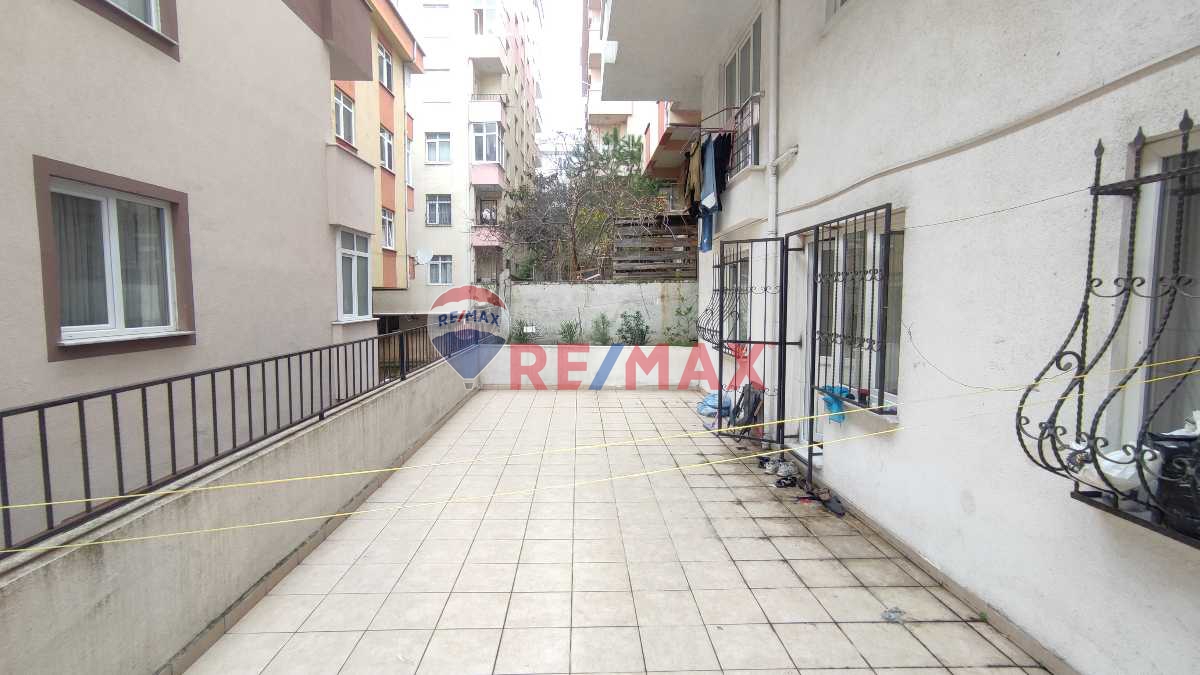 MALTEPE FINDIKLI'DA 3+1 ÇOK GENİŞ KULLANIŞLI TERASLI DAİRE