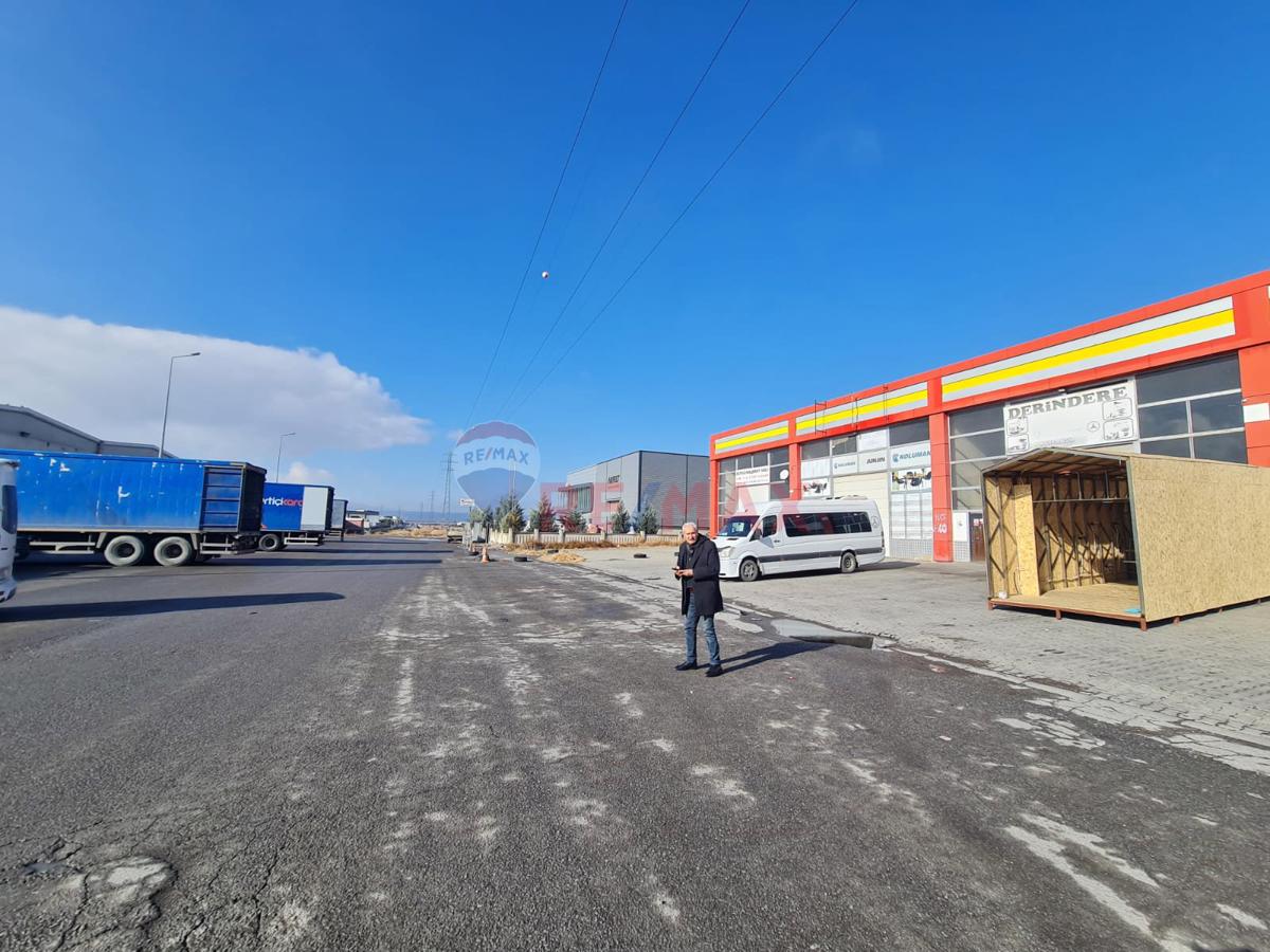 OSB'DE KİRALIK 400 m² DÜKKAN