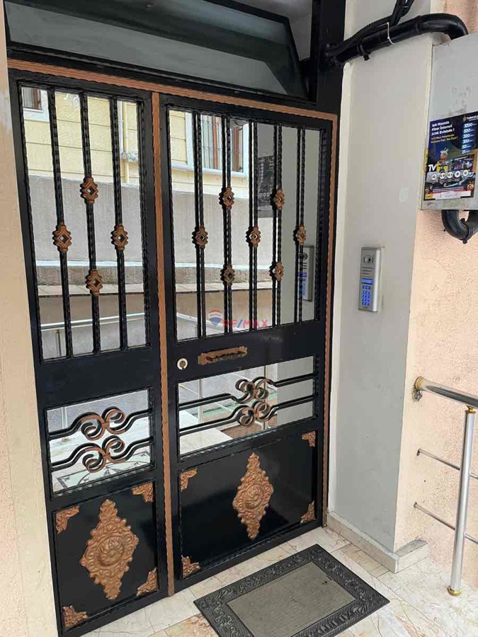 MALTEPE FINDIKLI’DA BAHÇE KULLANIMLI 1+1 KULLANIŞLI DAİRE