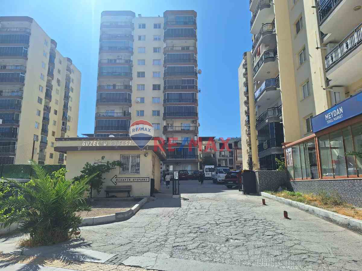 İZMİR BUCA MUSTAFA KEMAL MH. ARAKAT 143 M2 ARAKAT 3+1 SATILIK DAİRE