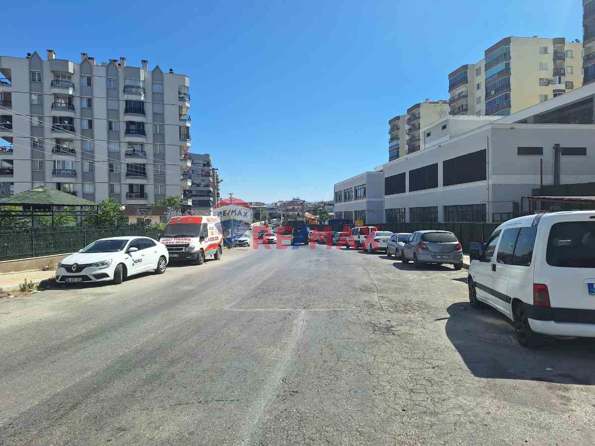 İZMİR BUCA MUSTAFA KEMAL MH. ARAKAT 143 M2 ARAKAT 3+1 SATILIK DAİRE