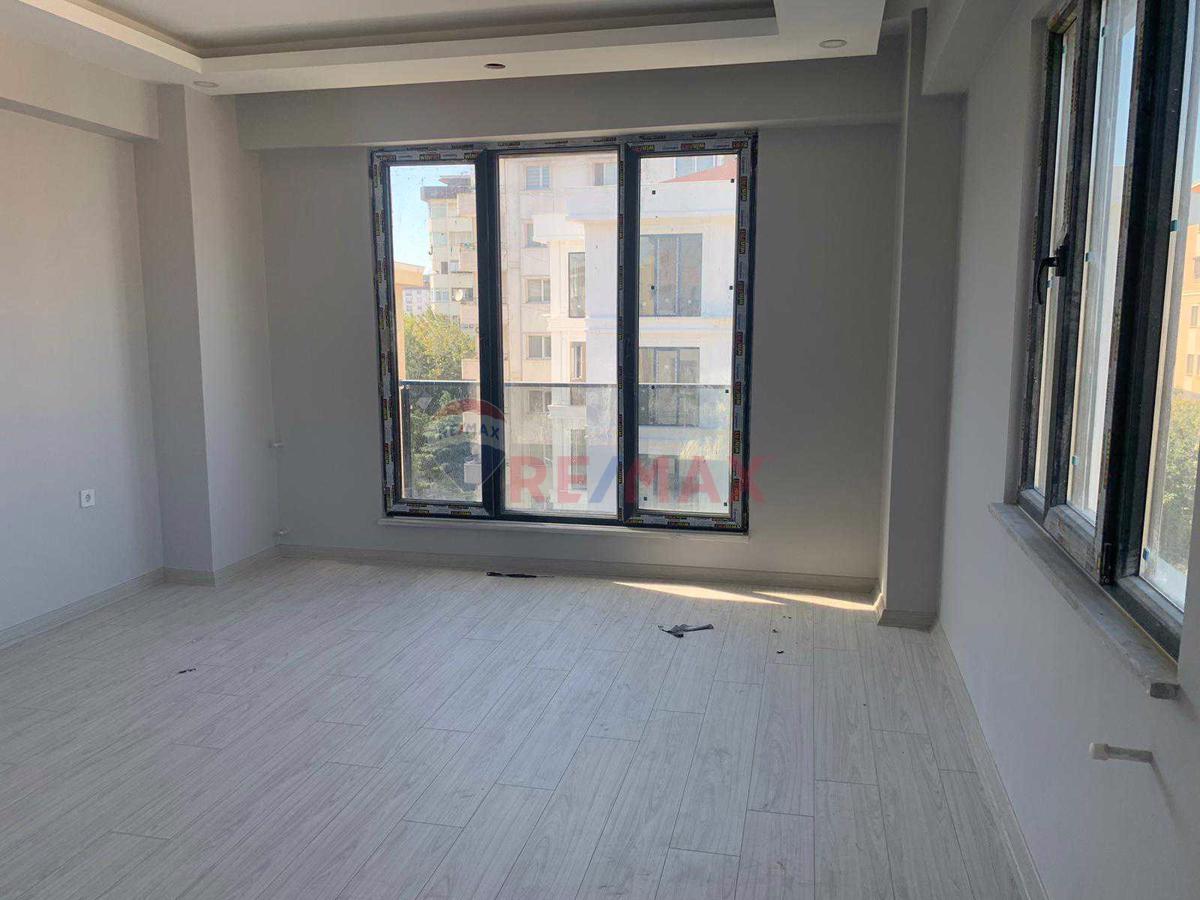 KARTAL KORDONBOYU’NDA KİRALIK 2+1 YENİ BİNADA DAİRE