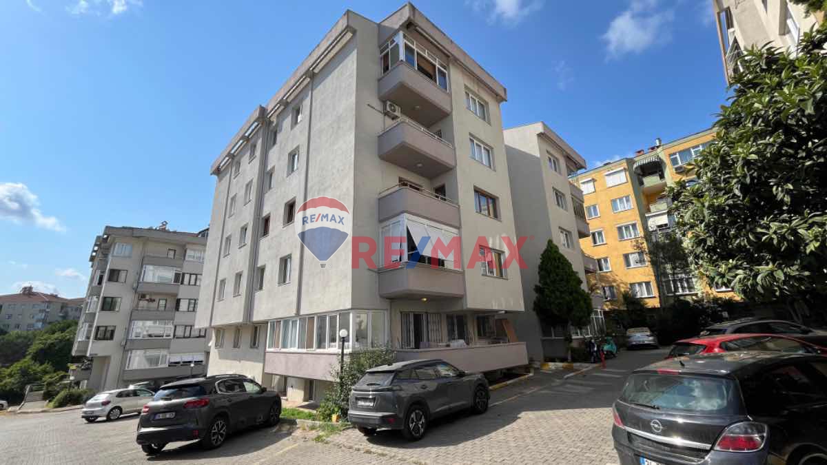 ALTUNİZADE VALİDEBAĞ KORU KARŞISI EŞYALI 2+1 KİRALIK DAİRE