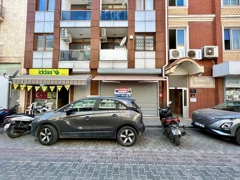 KUŞADASI ŞEHİR MERKEZİNDE SATILIK 52 M2 DÜKKAN