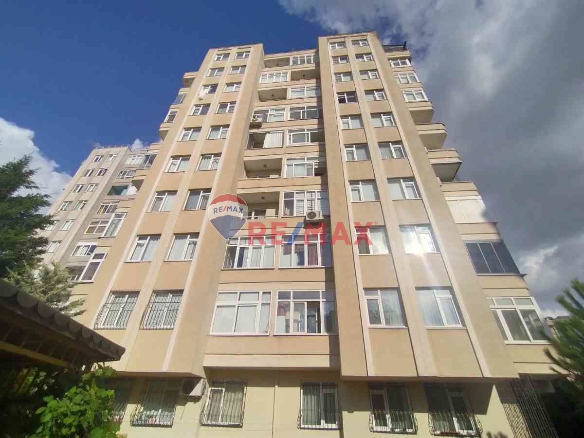 MALTEPE GİRNE MAH. GÜVEN SITESI BALKONLU SİTE İÇINDE GENİŞ 3+1