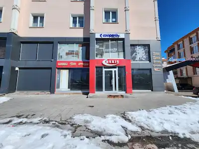 REMAX İLKE HİLALKENT'İN GİRİŞİNDE 3 KATLI 650 M² KİRALIK İŞYERİ