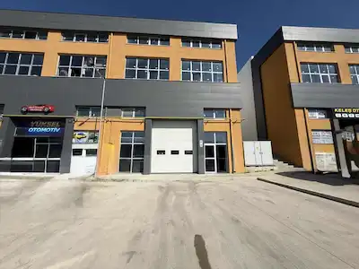 TOYBELEN SANAYİ SİTESİ’NDE SATILIK 200 M² + 60 M² ASMA KATLI PRESTİJLİ İŞYERİ