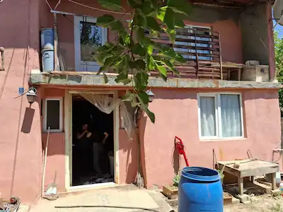 4+1 MÜSTAKIL BAĞ EVI "905 M² ARSA İÇINDE ŞÖMINELI | BAHÇELI | GEYVE ÇAMLIK CUMAALI