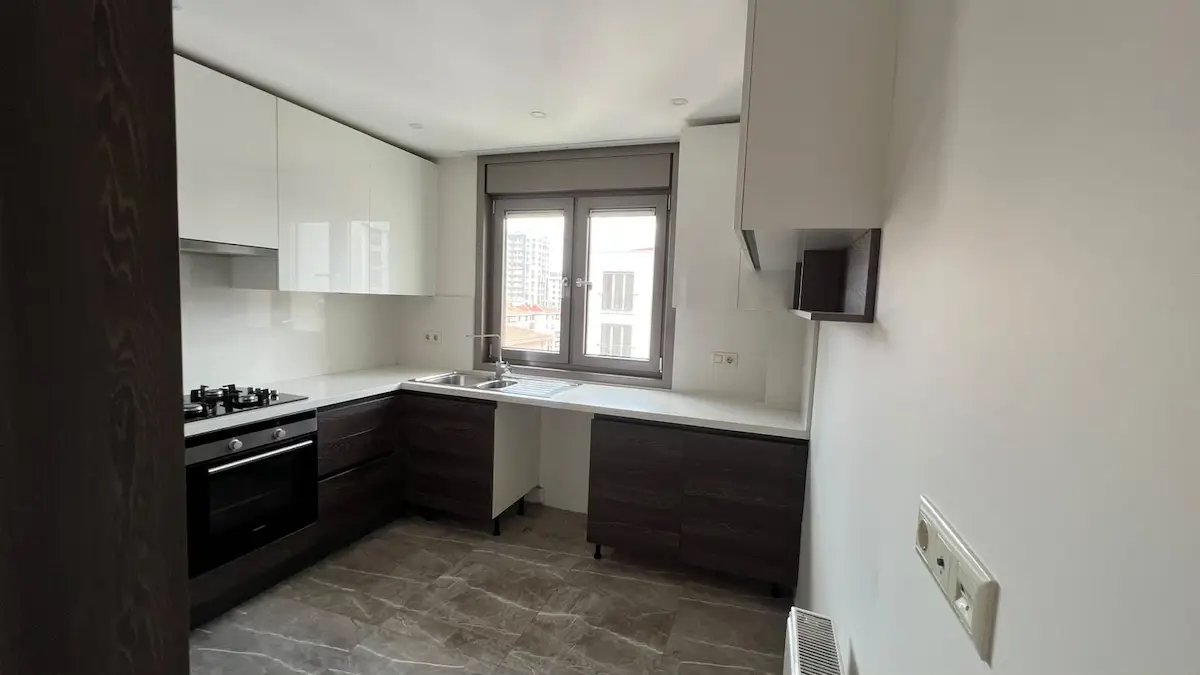 KADIKÖY ERENKÖY 2019 YAPIMI 2+1 | 9. KAT | | 2 BANYO | AÇIK KAPALI OTOPARK