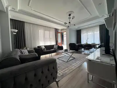E-5 ÜZERİNDE MERKEZİ KONUMDA 6+2 SATILIK DUBLEKS DAİRE