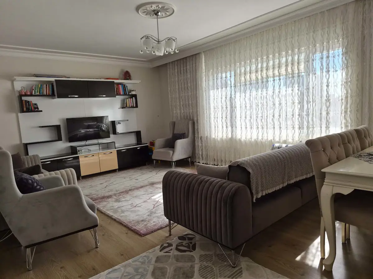 YENİMAHALLE SERHAT OTOPARKLI FERAH 3+1 DAIRE