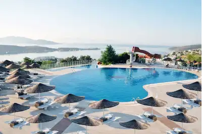 BODRUM CLUB DEDEMAN (1–15 TEMMUZ) SATILIK 1+1 BAHÇE KATI DEVREMÜLK