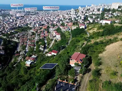GERÇEK FIRSAT KAPANMAZ DENİZ MANZARALI ÜST VE ALT SOKAĞA CEPHE 7-8 KATLI İNŞAATA UYGUN ARSA