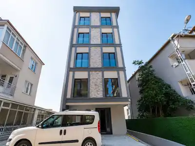 İÇERENKÖY’DE SIFIR, EŞYALI TÜM FATURALAR DAHIL KİRALIK 1+1 DAİRE