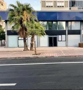 LAURA YAKINI ÖZGÜRLÜK BULVARI CEPHELİ 900 M2 KÖŞE DÜKKAN