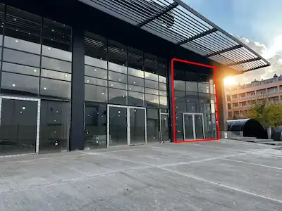 ANKARA MACUN AUTOZONE 2'DE KİRALIK 290 M² TİCARİ DÜKKÂN