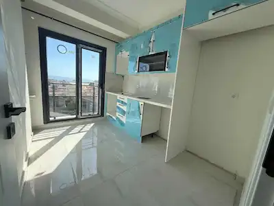 REMAX KADER'DEN KARTAL YALI MAH.DE SATILIK 2+1 DAİRE E5'E 2 DK