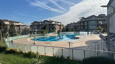 KARTEPE SARIMEŞE KONAKLARINDA 240M2 SATILIK BAHÇE DUBLEKS