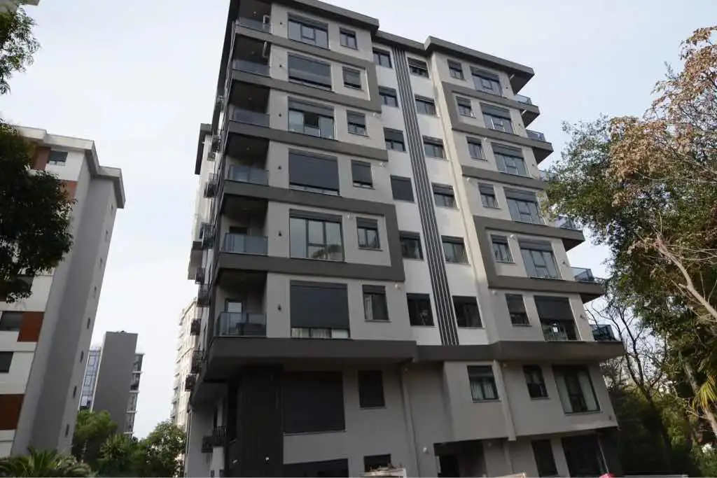 KIZILTOPRAK’TA MERKEZİ KONUMDA, BALKONLU SIFIR 2+1 KİRALIK DAİRE 2