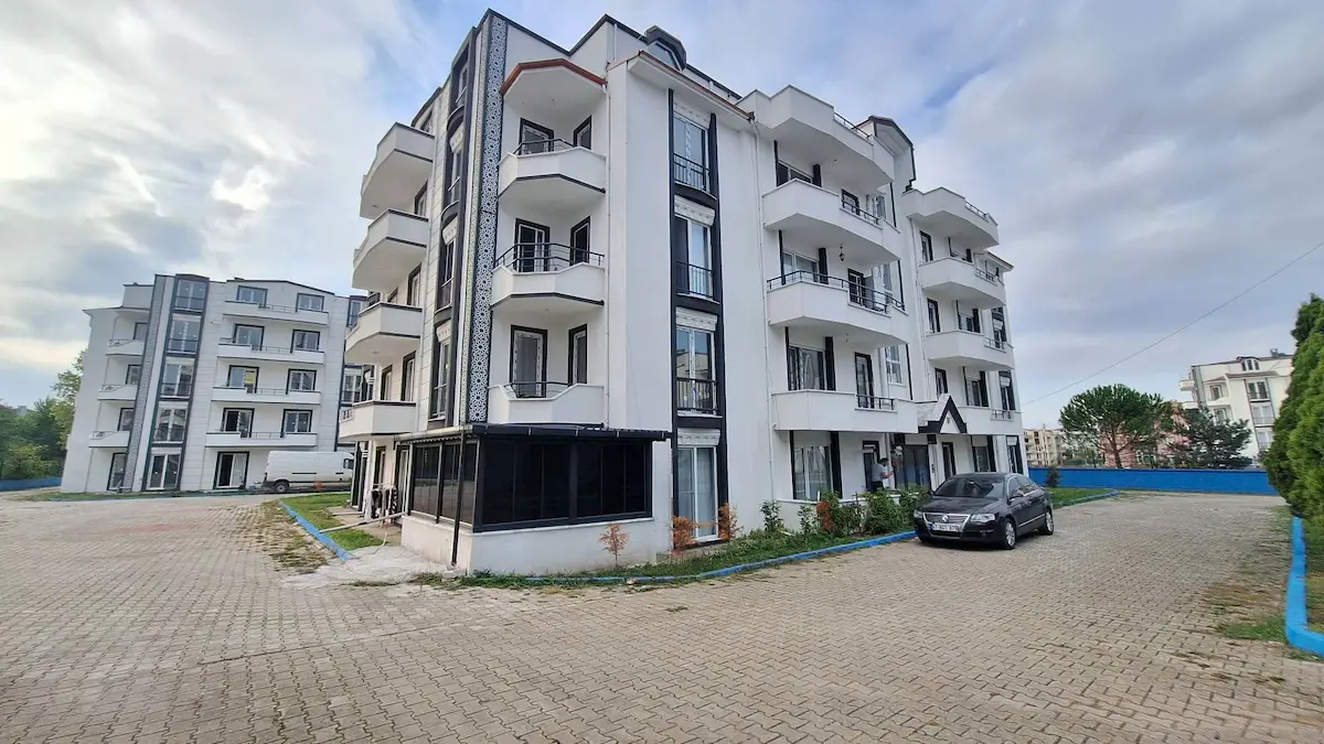 KARTEPE ARSLANBEY'DE 2+1 ARA KAT SATILIK DAIRE