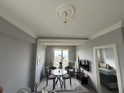 ATAKUM’DA EŞYALI 1+1 KİRALIK DAİRE | BALKONLU | DENİZ MANZARALI | 4. KAT