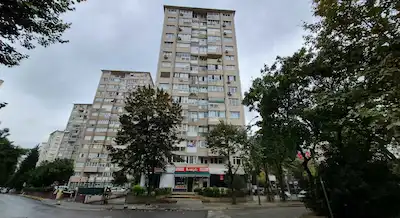 İNTAŞ ÇAMLIK SİTESİ FULL EŞYALI KİRALIK 3+1 ÖNÜ AÇIK OTOPARK MERKEZİ LOKASYON METROYA  300M