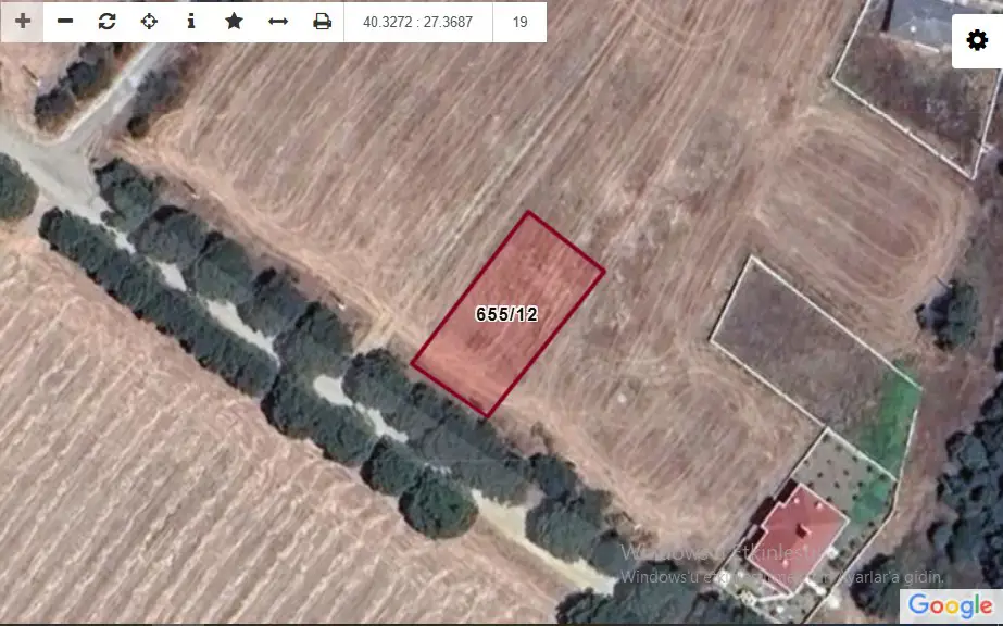 ÇANAKKALE BİGA ÇEŞMEALTINDA SATILIK 500 M2 İMARLI VİLLA ARSASI.