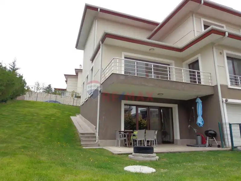 ALACATLI ÇAYYOLU YAŞAMKENT KİRALIK GEZGİN 1 SİT.DOĞA KOLEJİ YANI VİLLA