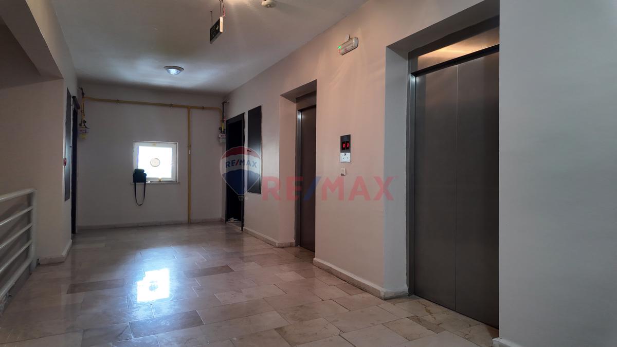 ÜNİVERSİTEYE ÇOK YAKIN KONUMDA DORUKKENT 1 SİTESİNDE 3+1 DAİRE