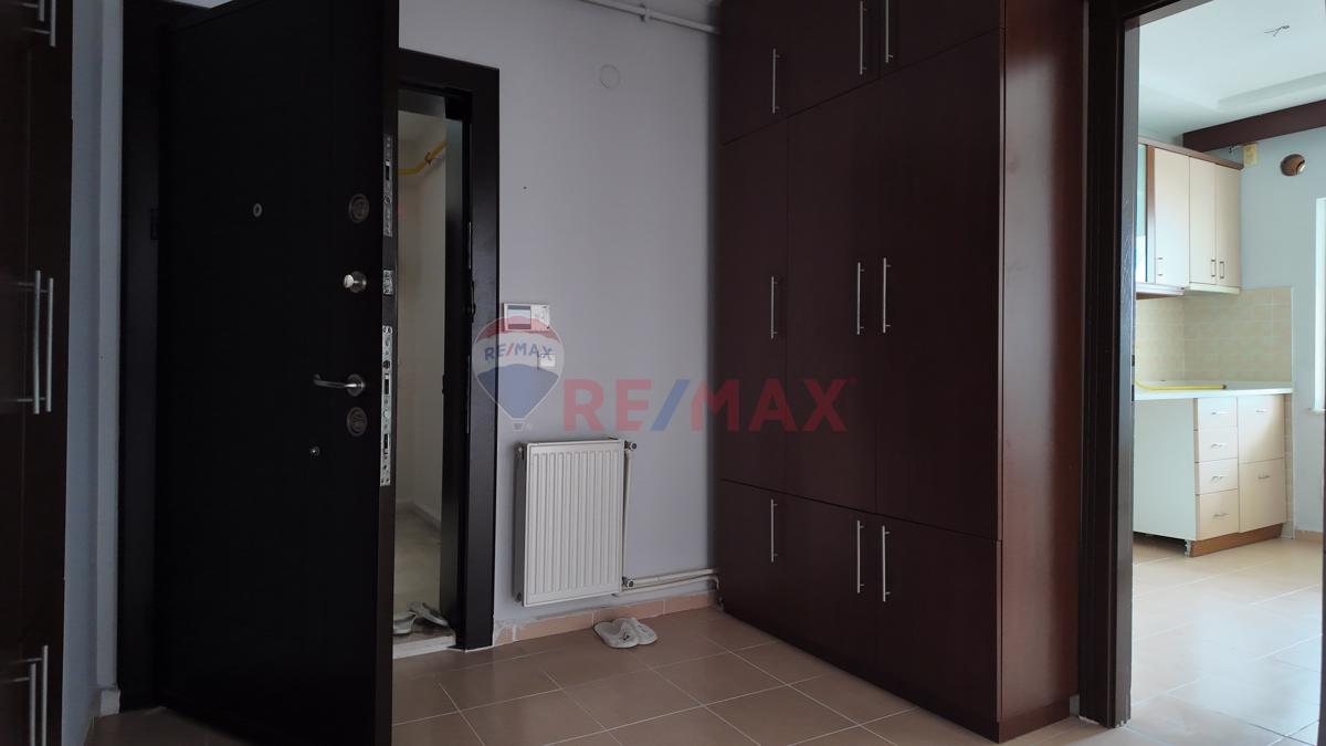 ÜNİVERSİTEYE ÇOK YAKIN KONUMDA DORUKKENT 1 SİTESİNDE 3+1 DAİRE