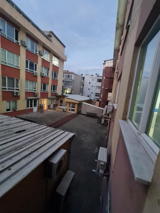 PENDİK'DE ÇARŞIYA CEPHE KİRALIK 600 M2 KAT