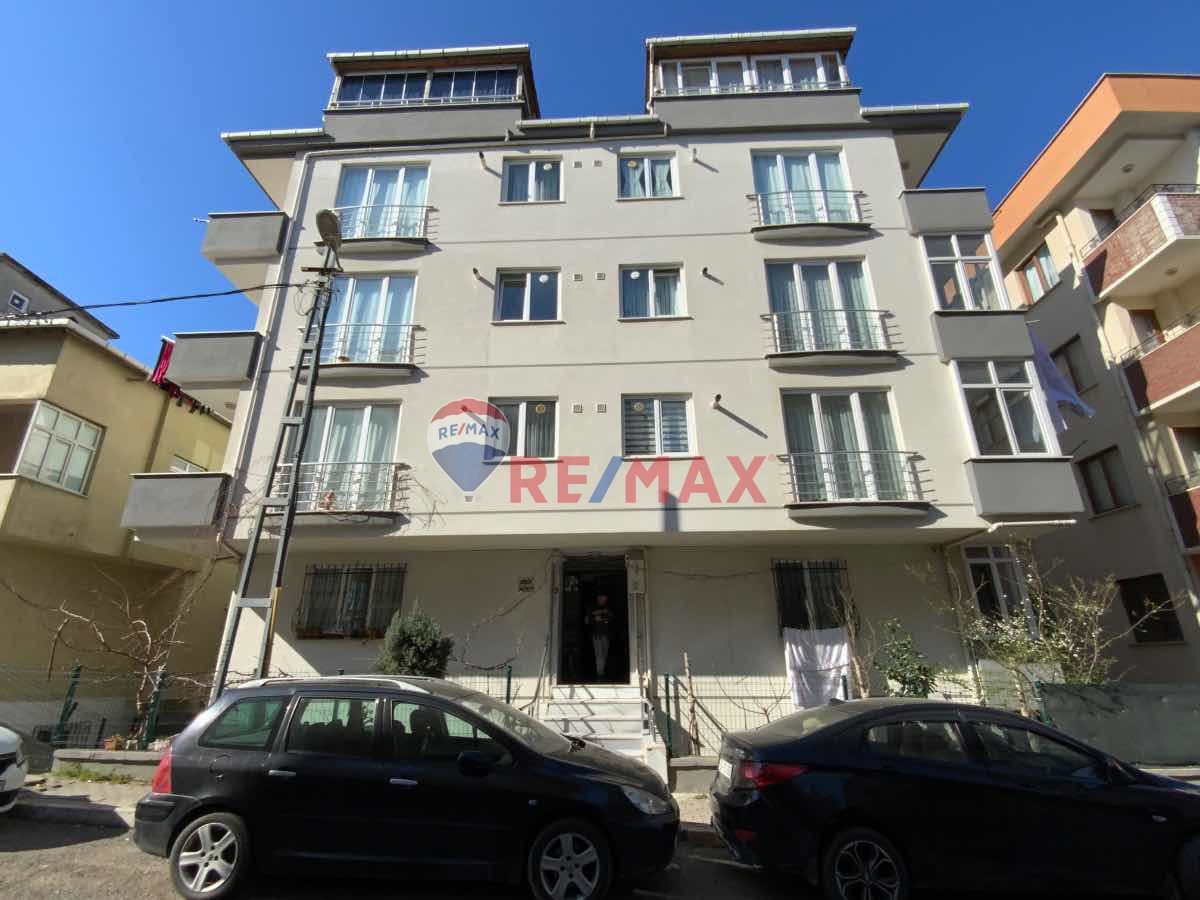 AHMET YESEVI MAHALLESINDE GENIŞ 2+1 DAIRE