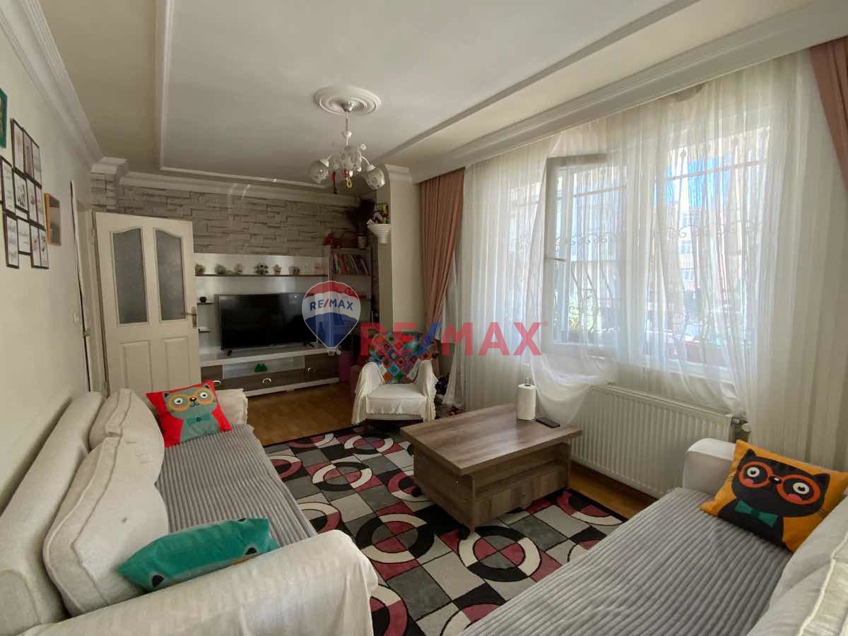 AHMET YESEVI MAHALLESINDE GENIŞ 2+1 DAIRE