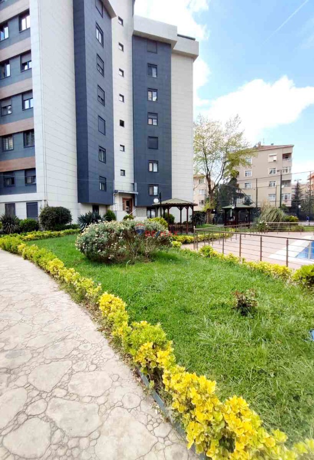 PENDİK PORTRE PENDİK SİTESİNDE SATILIK 3+1 DAİRE