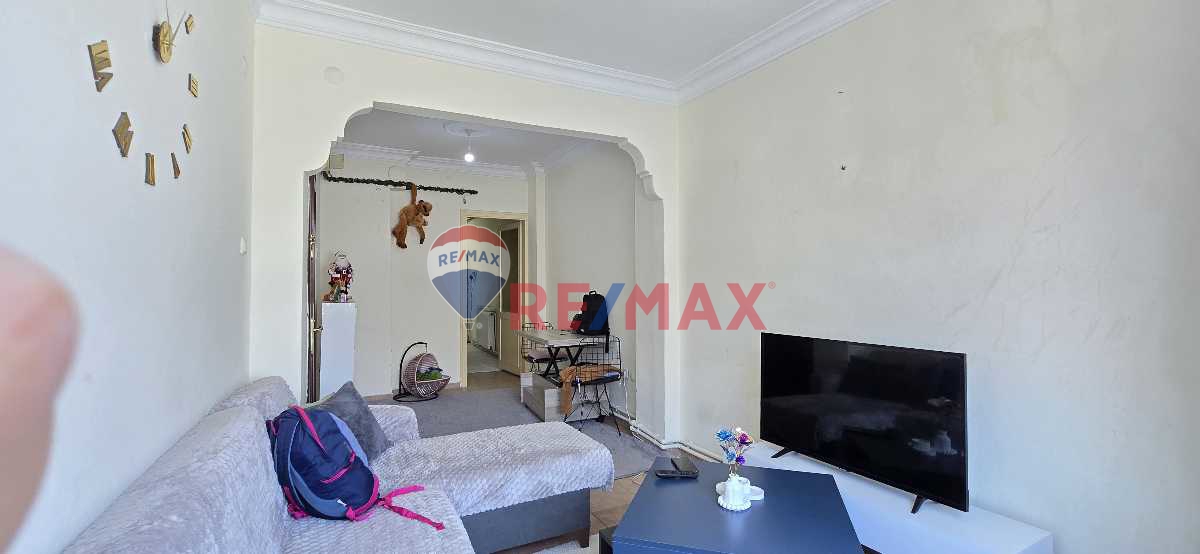 RE/MAX PRO ÖZLEM CANER'DEN HIRKA-İ ŞERİF'TE EŞYALI ÖN CEPHE 2+1 KİRALIK DAİRE