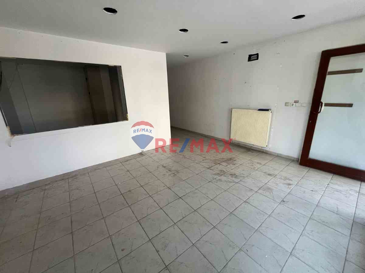 BİRLİK MAHALLESİNDE MERKEZİ LOKASYONDA SATILIK DÜKKAN